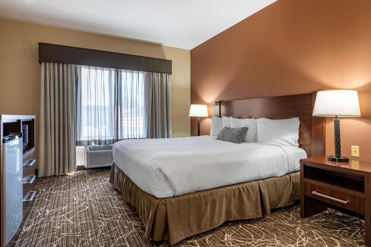 Best Western Plus Chelsea Hotel Monticello Eksteriør bilde